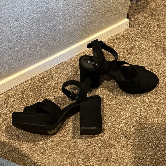 H&M black platform sandal - Picture 3 of 3